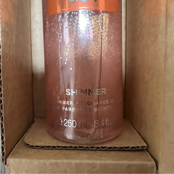 NWT Victoria's Secret Holiday Bare Vanilla Joy Shimmer Fragrance Mist Body 8oz - Picture 6 of 8